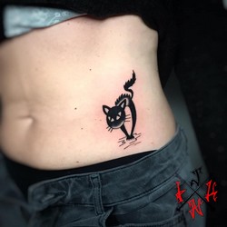 traditional-cat-tattoo.jpg